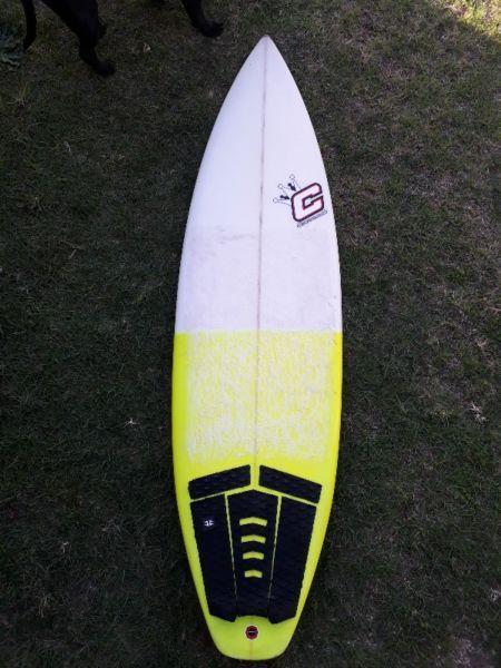5'9 ft Clayton Surfboard with fins