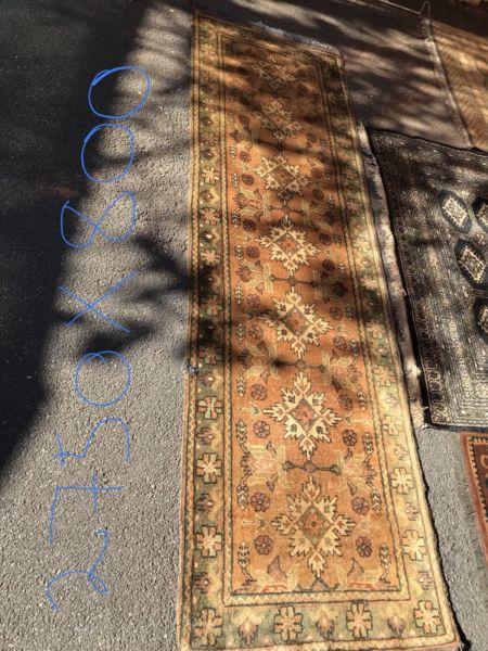 Persian runner carpet 2750 x 800