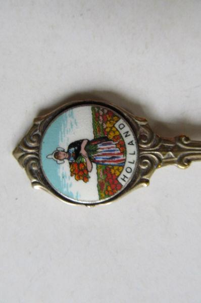 COLLECTOR / SOUVENIR SPOON - HOLLAND - SILVER PLATED - AS PER SCAN