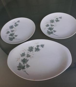 Noritaki---Bone China-- Wild Ivy Design