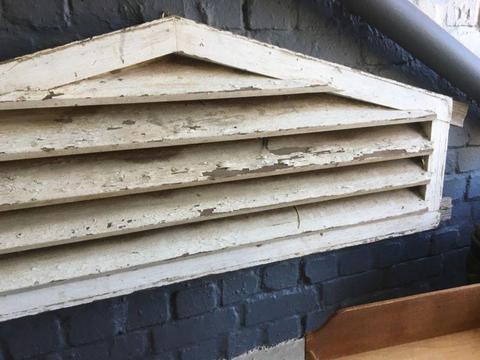 Antique Home Air- vent in Meranti wood