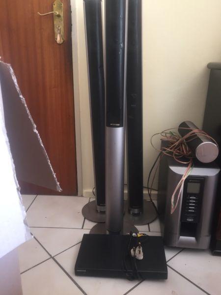 Surround sound very cheap... for sale R1000