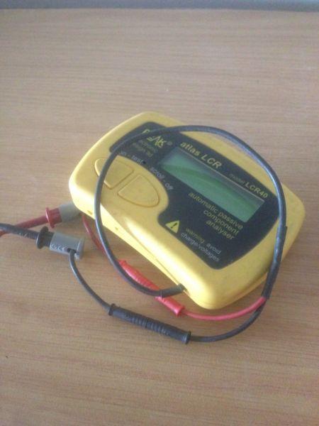 UK Peak Atlas Component Analyser Model LCR40 Capacitors ESR Resistance Coils Meter Tester