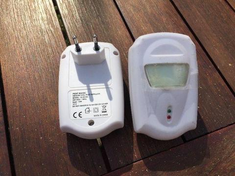 Pest Ultrasonic Plug-In Insect Repeller