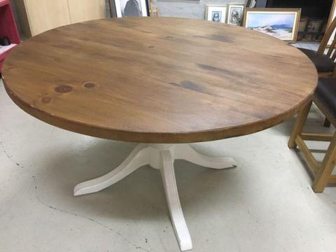 Solid Pine Wood Round Table