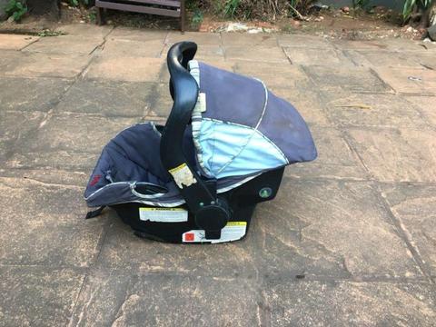 Baby Car seat with ISO base