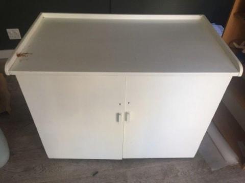 Solid wood compactum/changing table