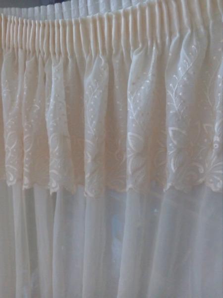 CURTAINS: Beautiful quality curtains, as new