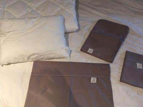 Baby bed linen set