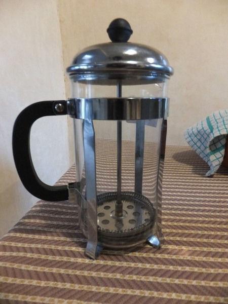 Large Pyrex French Press Coffee plunger & another - see below – for that perfect cuppa Joe!