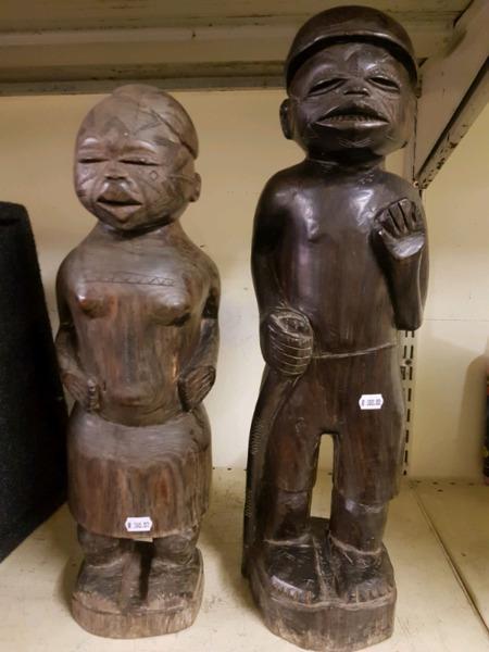 Pair of african statues