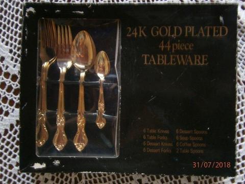 Gold plated 44 piece cutlery set