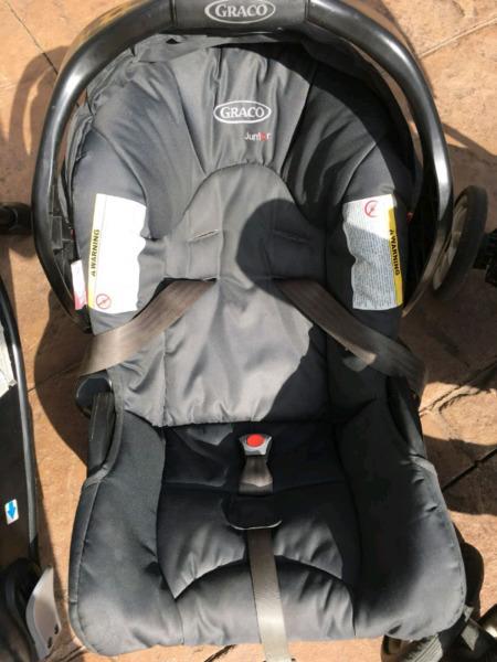 Graco travel system