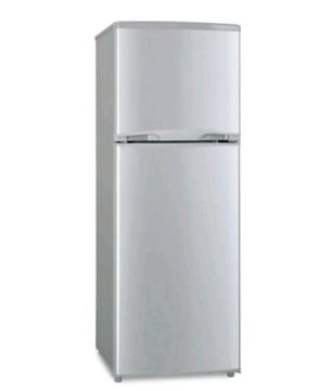 220l hisense fridge/freezer combo metallic