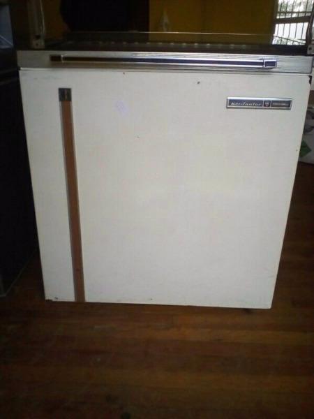 I Kelvinator chest freezer for sale