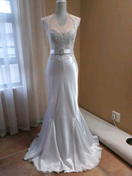 Wedding and evening dresses clearance