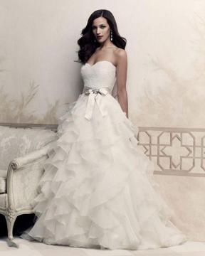 Stunning A-Line Tulle Ruffle Wedding Dress (WA001)