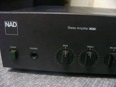 NAD 3020i Stereo Amp