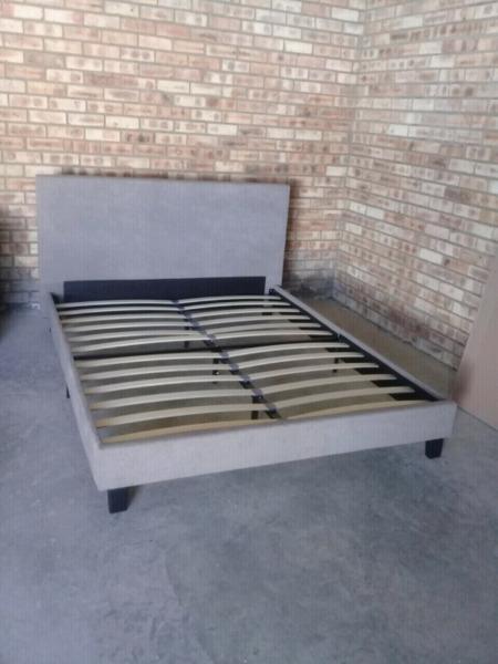 Sale Sale Sale queen size sleigh beds for sale