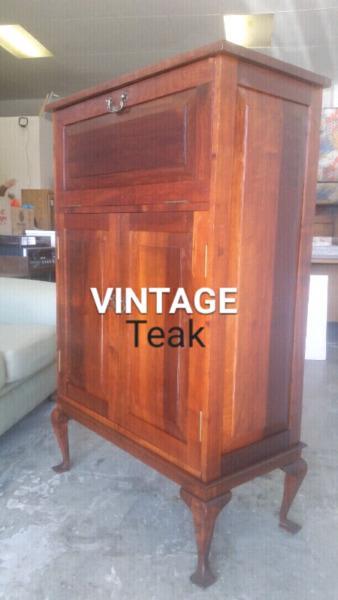 ✔ EXQUISITE Vintage Cabinet in Solid Teak