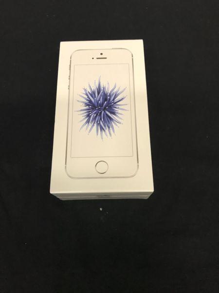 iPhone SE 32 gig-Brand new-Sealed - Silver- trade ins welcome (only iPhones)