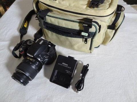 Nikon D5100 SLR 18-55mm Lens Camera