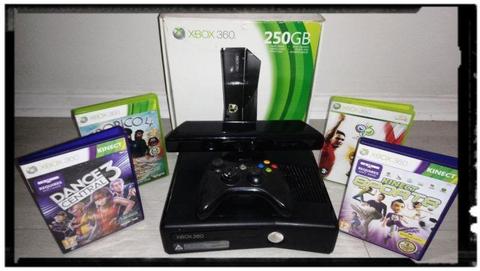 Xbox 360 Kinect Bundle - With Warranty