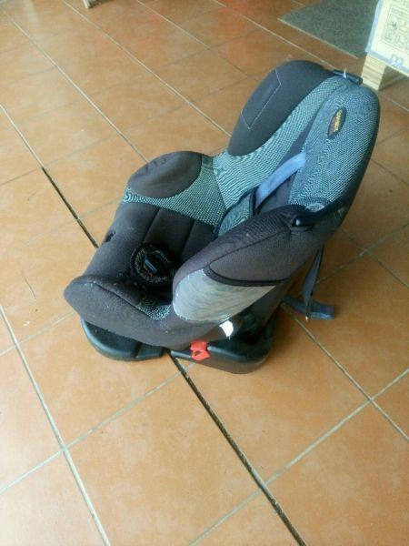 BABY CAR SEAT