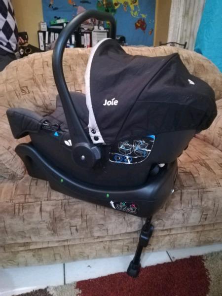 Joei carseat plus base