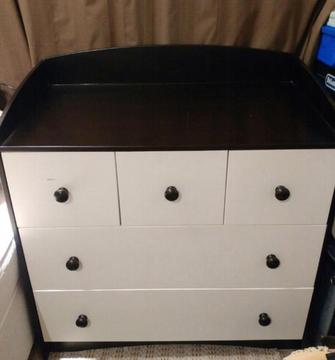 Compactum/changing table