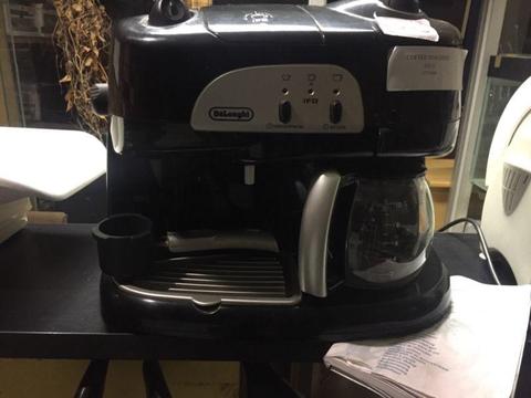 Delonghi BCO130 Coffee Machine with Accessories