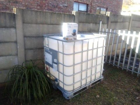 1000 liter flow bin and pump