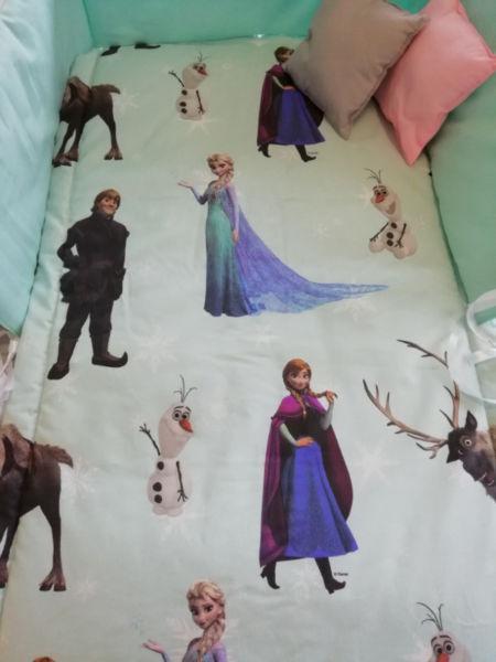 Baby Girls Frozen theme cot bedding
