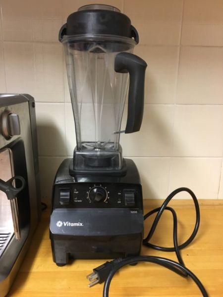 Vitamix 5200 Used 120v