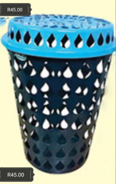 Plastic washing basket