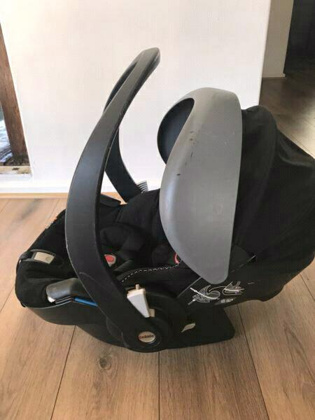 Stokke Besafe izi go car seat