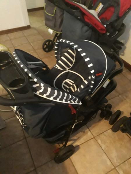 Chelino Travel System