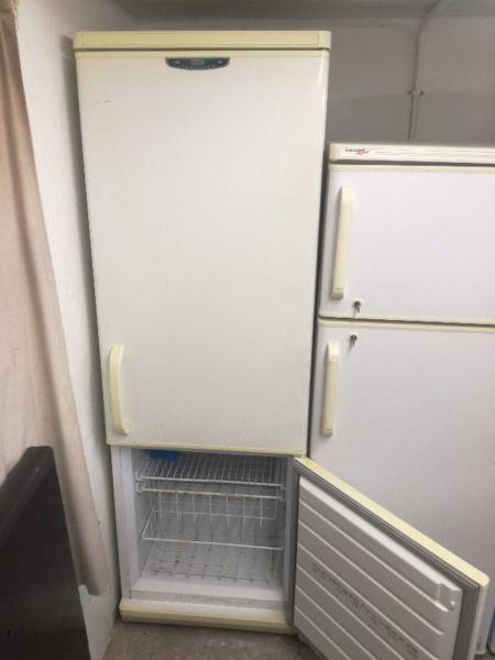 Defy fridge freezer R