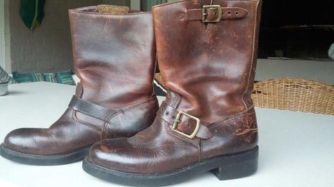 Italian men leather boots size 8