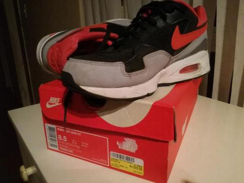 Nike Air Max Sneakers