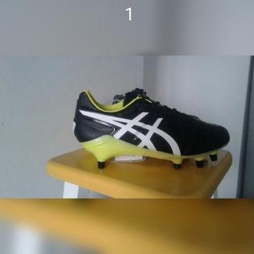 Asics Rugby boots sizes 7