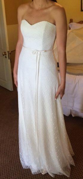 Lace wedding dress, perfect condition