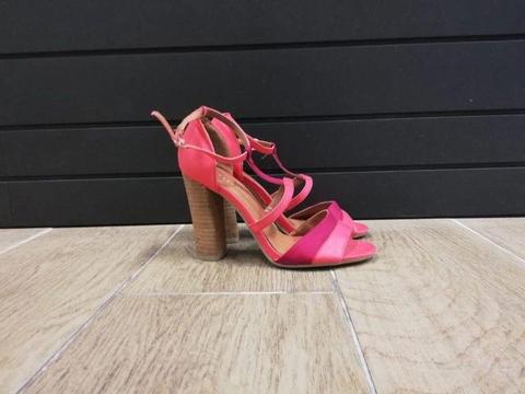 Pink blockheel