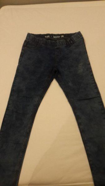 LADIES TANGO SKINNY JEANS SIZE 38 - FITS LIKE A 34