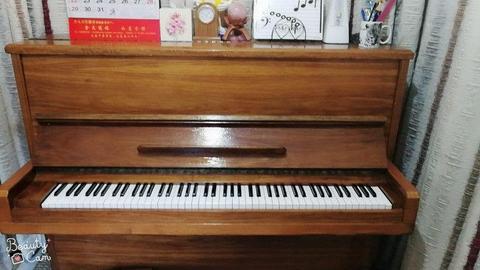 Second-hand piano