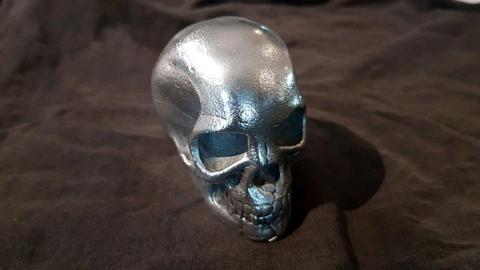 Solid cast aluminium skulls