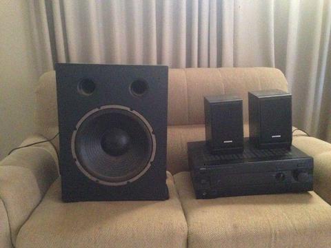 amplifier and speakers subwoofer