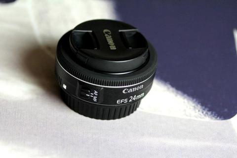 Canon EFS 24mm f2.8 prime lens for sale