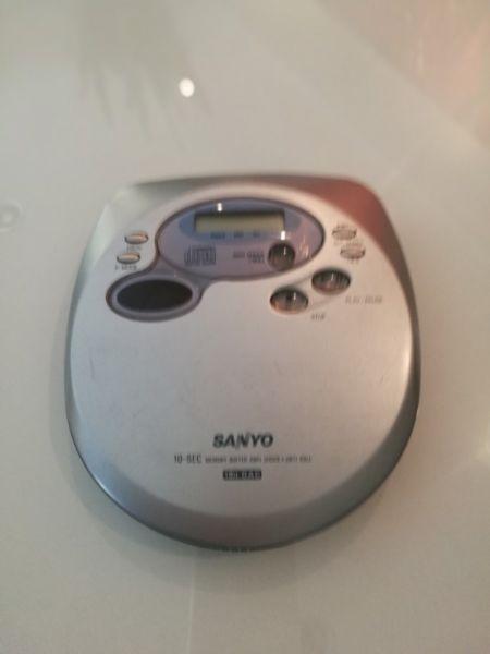 Sanyo Portable CD Player