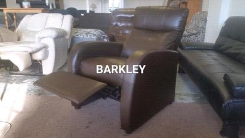 ✔ 2 MONTHS OLD!!! Barkley Incliner Armchair